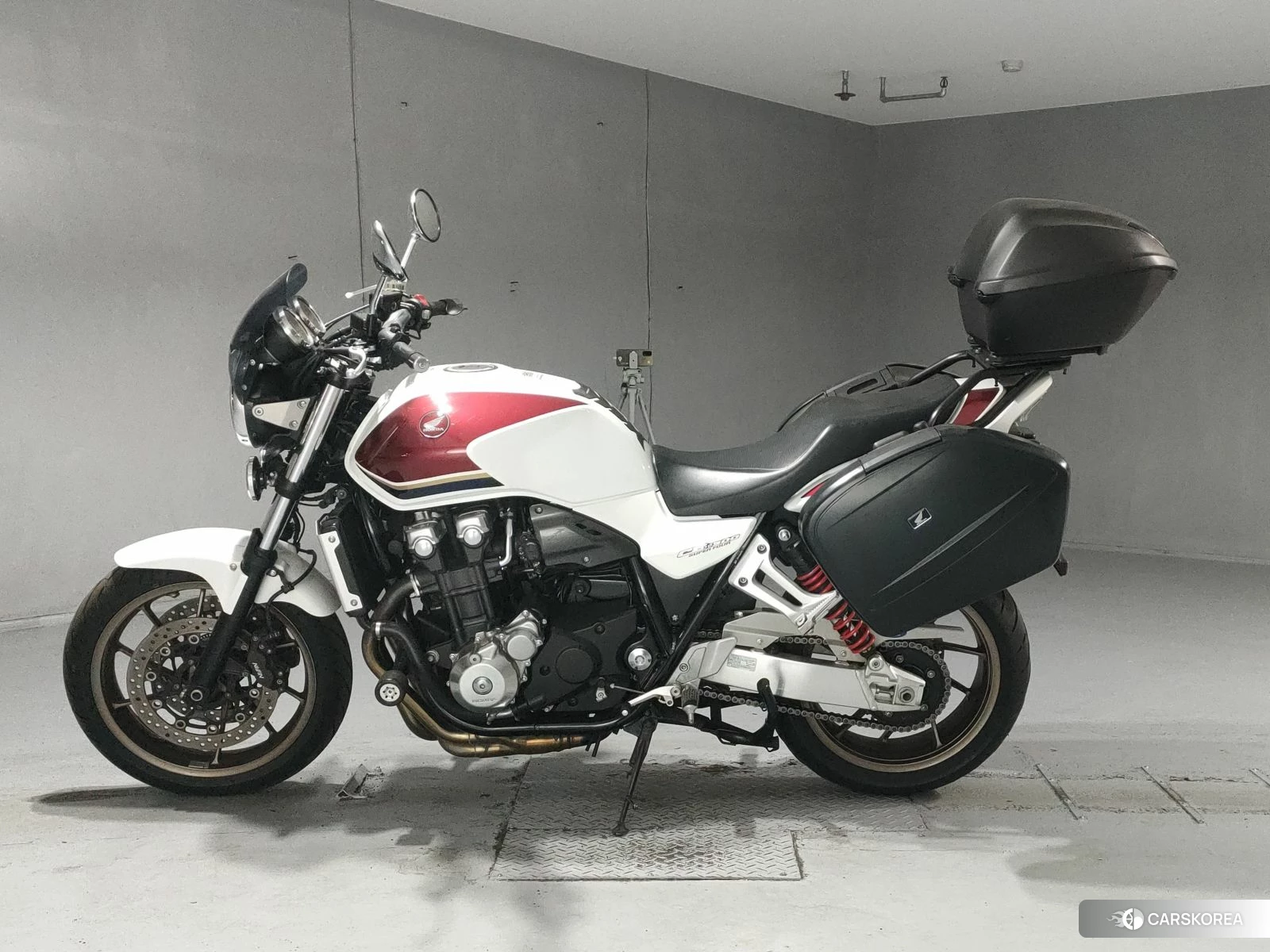 Проданный Honda CB1300SF 2017 из Японии, фото 2