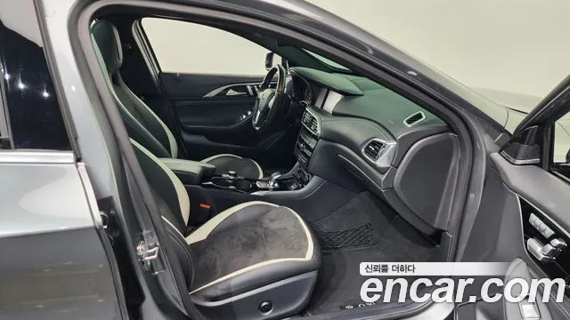 Infiniti Q30 id 2575395 из Кореи 11