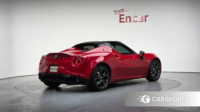 Alfa Romeo 4C id 3454941 из Кореи 12