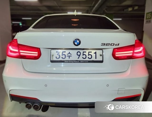 BMW 3 Series (F30) 2018 Черный из Кореи, фото 2