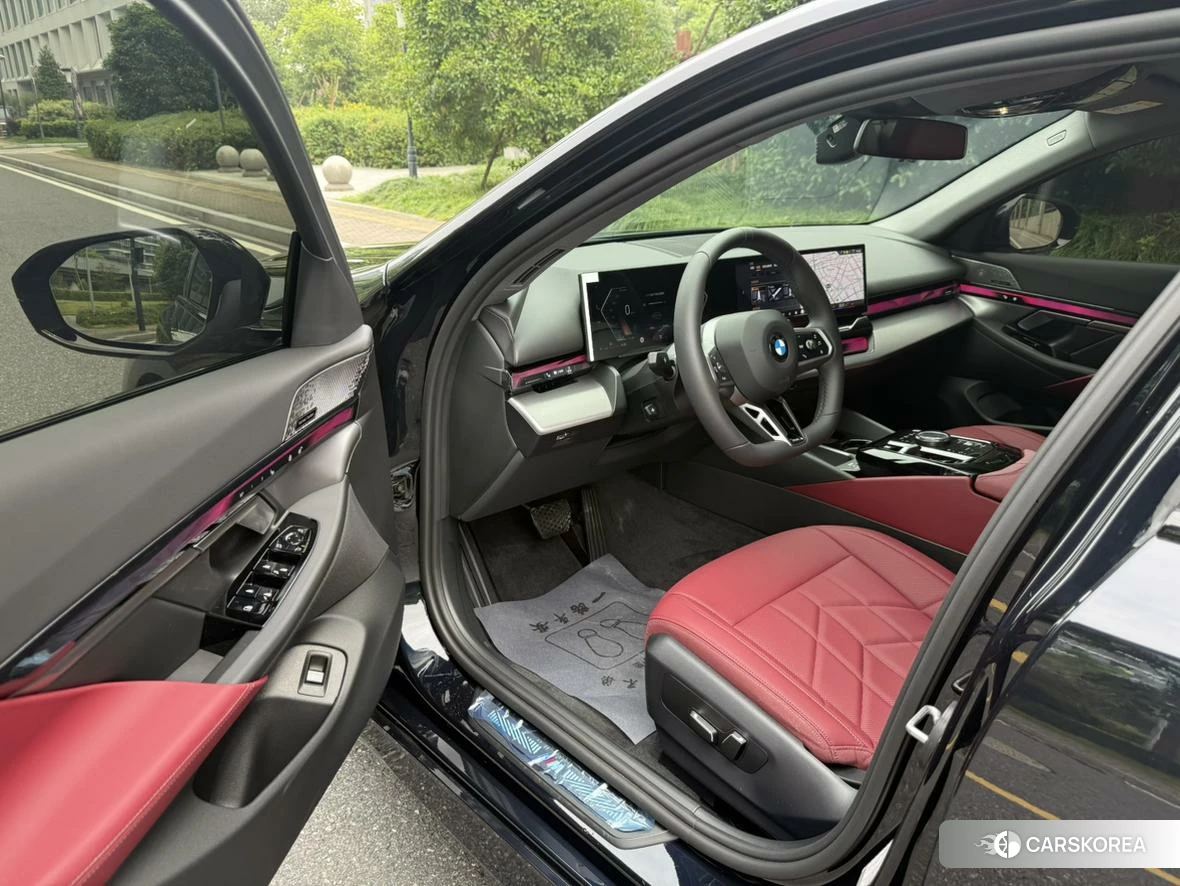 BMW 5 series id 4473645 из Китая 8