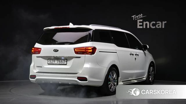 Kia The New Carnival id 3814447 из Кореи 12