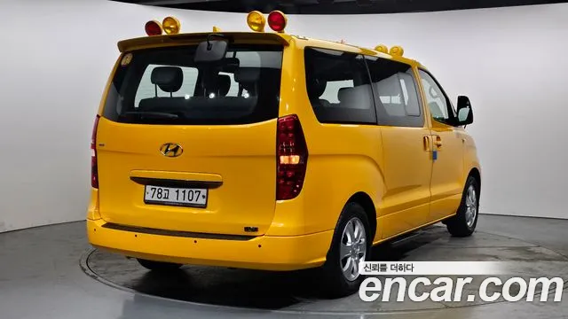 Hyundai The New Grand Starex id 2456889 из Кореи 12