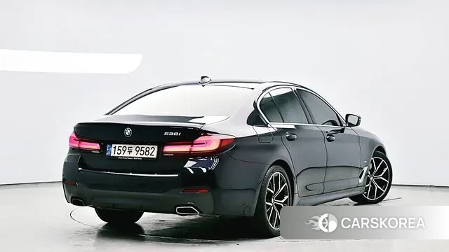 BMW 5 Series (G30) id 3577684 из Кореи 12