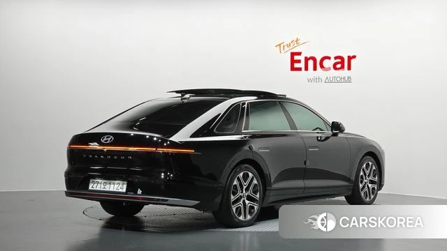 Hyundai Grandeur (GN7) id 3864981 из Кореи 12