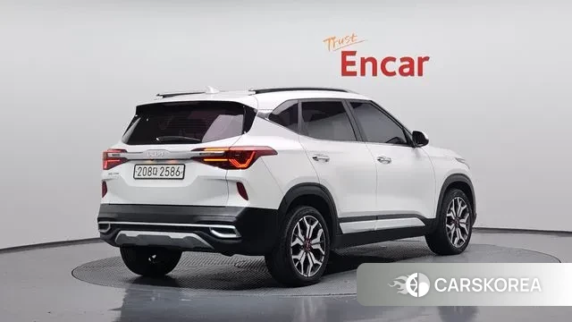 Kia Seltos id 3361075 из Кореи 12