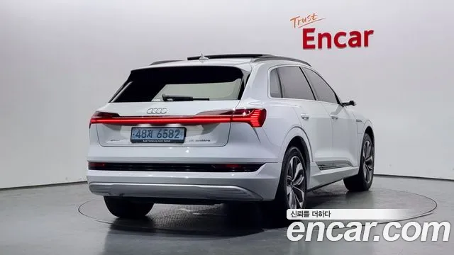 Audi e-Tron id 2834038 из Кореи 12