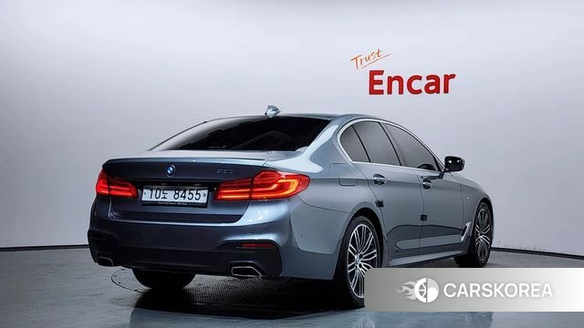 BMW 5 Series (G30) id 4356765 из Кореи 12