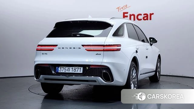 Genesis GV70 id 4381915 из Кореи 12