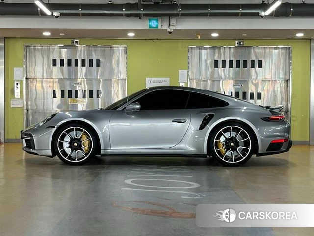 Porsche 911(992) id 4701310 из Кореи 11