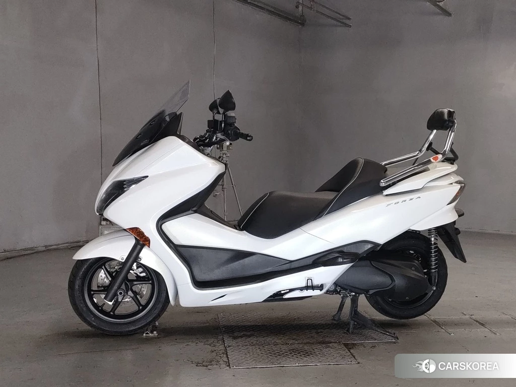 Проданный Honda FORZA Z 2012 из Японии, фото 2