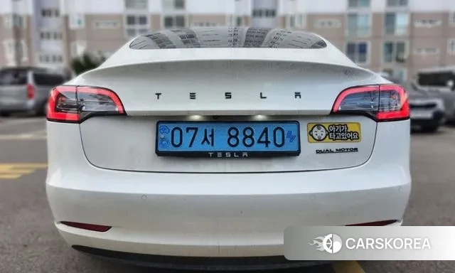 Tesla Model 3 2020 Белый из Кореи, фото 2