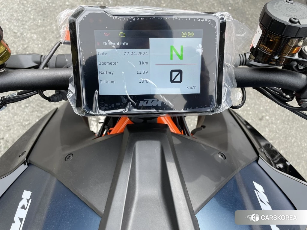 Проданный KTM 1290 SUPER DUKE R 2023 из Японии, фото 2