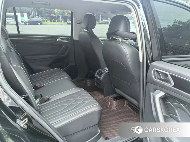 Volkswagen Tiguan L 2025 Черный из Китая, фото 3