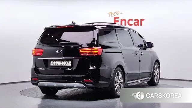 Kia The New Carnival id 3469921 из Кореи 12