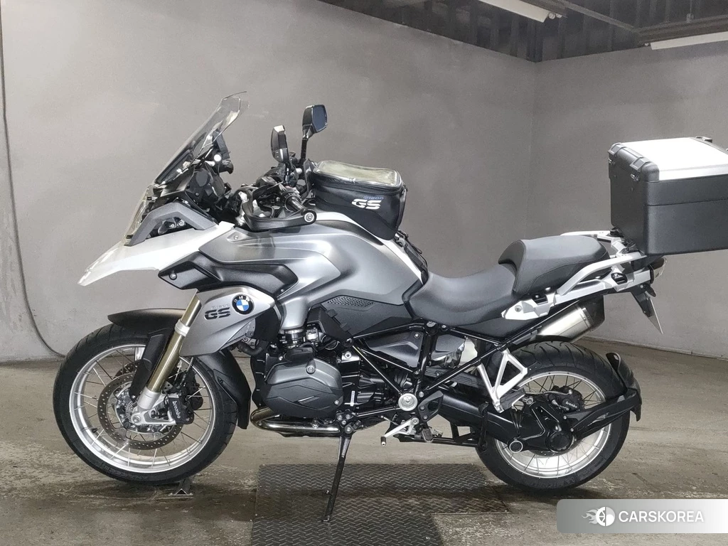 Проданный BMW R1200GS 2015 из Японии