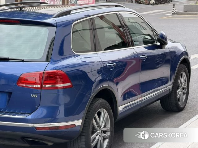 Volkswagen Touareg id 4213102 из Китая 12
