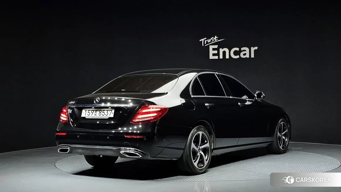 Mercedes-Benz E-Class W213 id 2107639 из Кореи 12