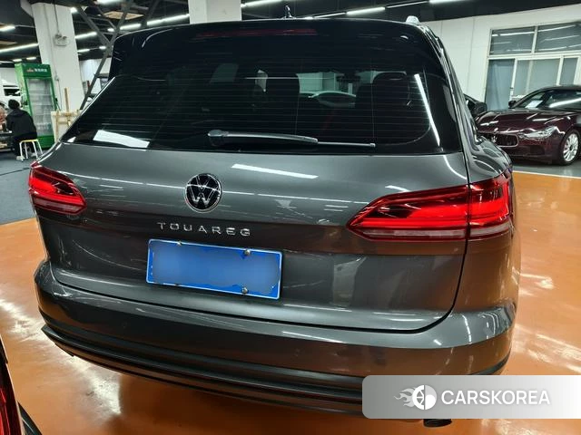 Volkswagen Touareg id 4190422 из Китая 12