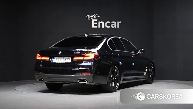 BMW 5 Series (G30) id 3027142 из Кореи 12