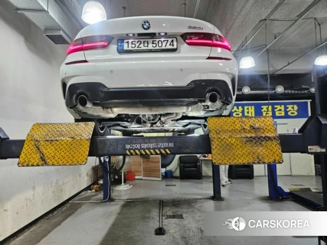 BMW 3 Series (G20) 2021 Белый из Кореи, фото 2