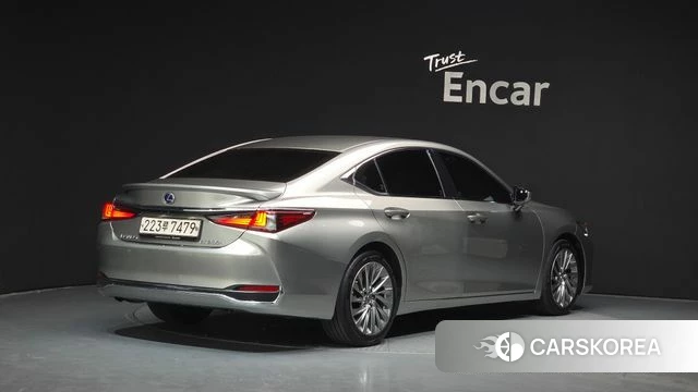 Lexus ES300h 7th generation id 3923588 из Кореи 12