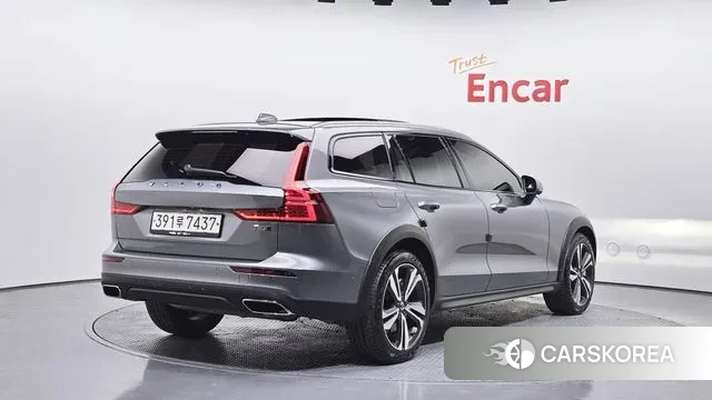 Volvo V60 Cross-Country 2nd Generation id 3573459 из Кореи 12