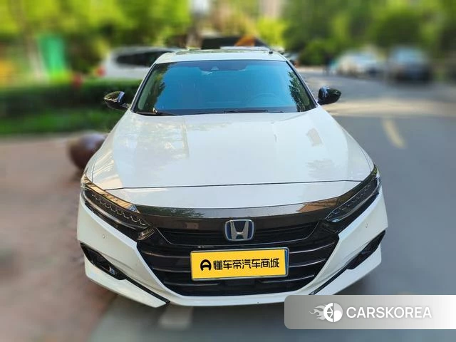 Honda Accord 2023 Белый из Китая, фото 2