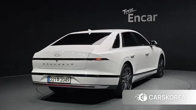 Hyundai Grandeur Hybrid (GN7) id 3333511 из Кореи 12