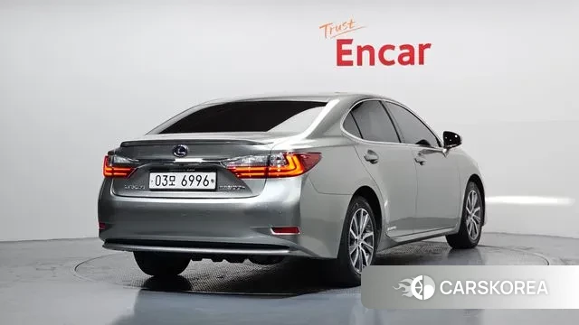 Lexus New ES300h id 3779145 из Кореи 12