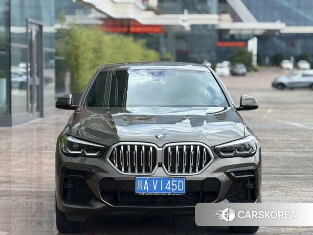BMW X6 2022 Темно-серый из Китая, фото 2