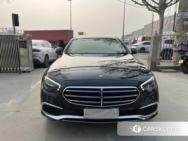 Mercedes-Benz E-class 2022 Черный из Китая, фото 2