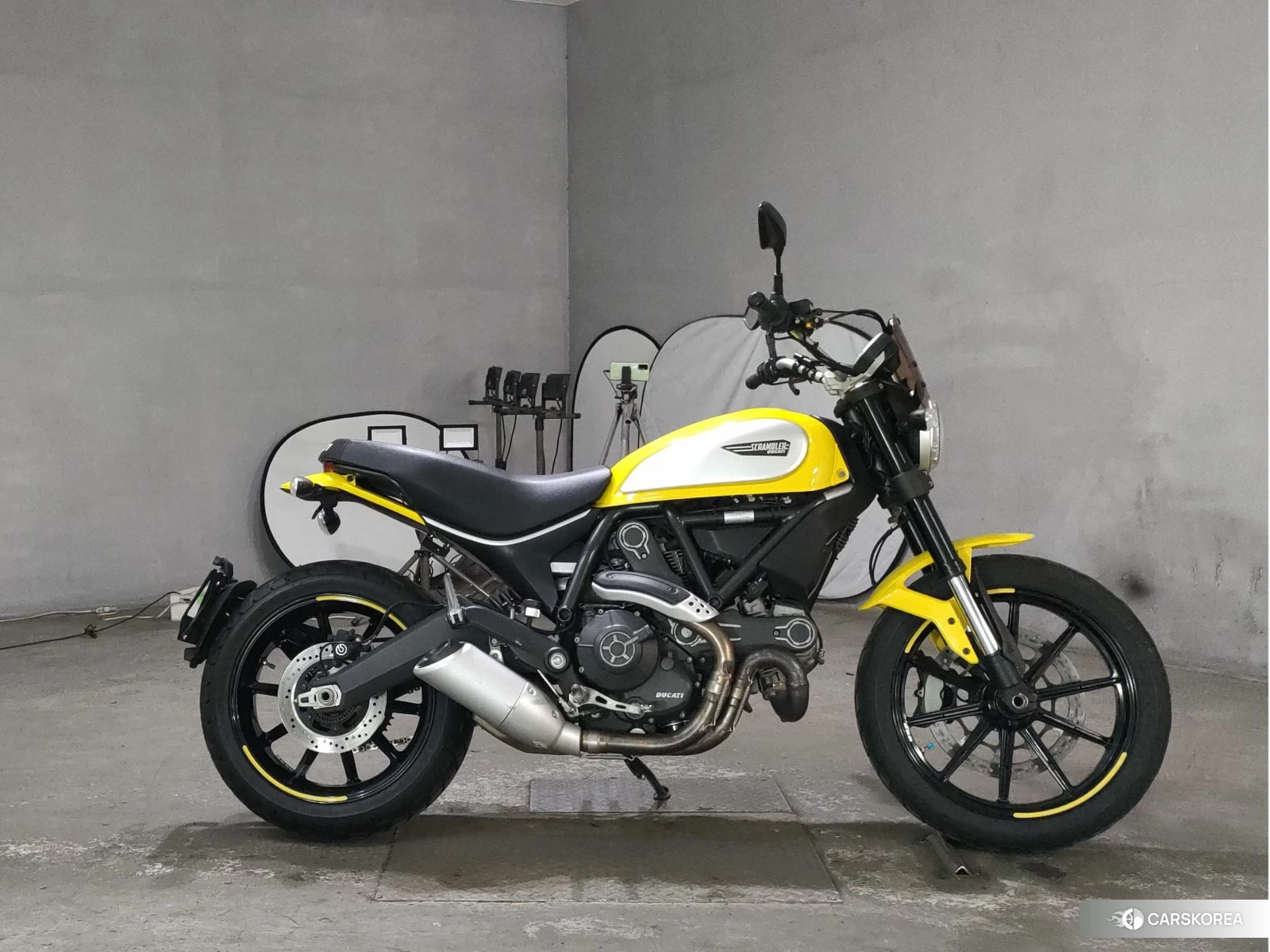 Проданный Ducati SCRAMBLER ICON 2015 из Японии, фото 3