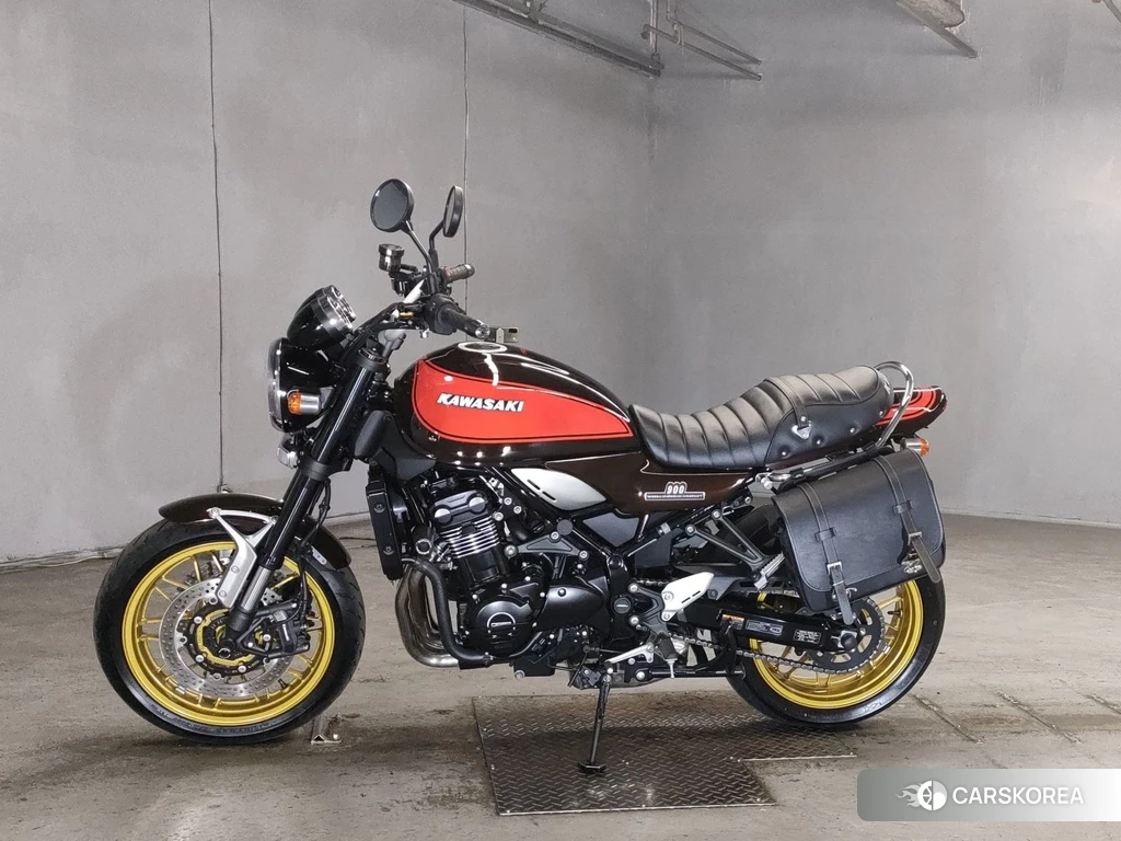 Проданный Kawasaki Z900RS 2022 из Японии, фото 2
