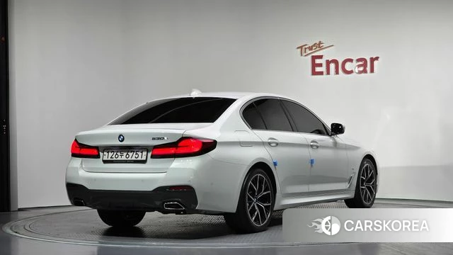 BMW 5 Series (G30) id 4489997 из Кореи 12
