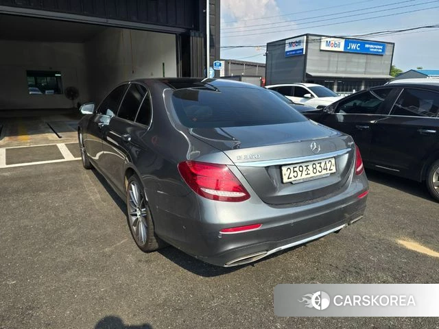 Mercedes-Benz E-Class W213 2019 Серый из Кореи, фото 2