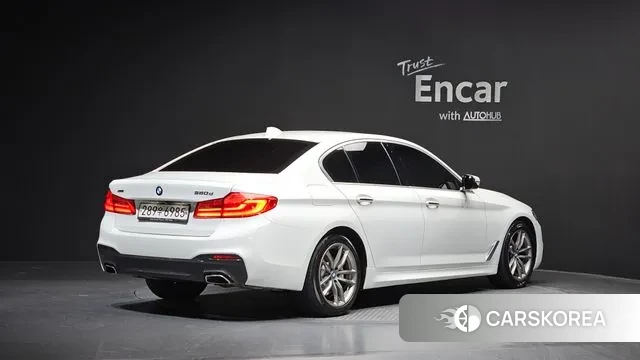 BMW 5 Series (G30) id 3703965 из Кореи 12