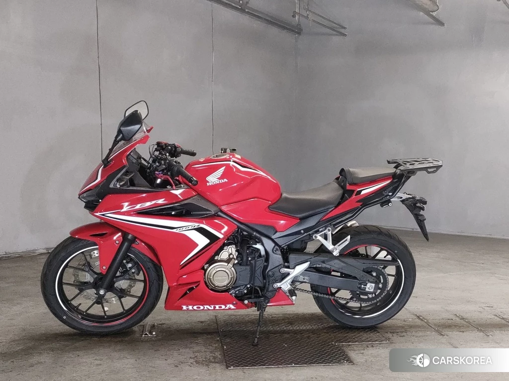 Проданный Honda CBR400R 2021 из Японии, фото 2