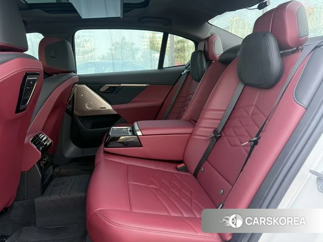 BMW 5 series id 3890612 из Китая 2