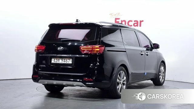Kia The New Carnival id 4483237 из Кореи 12