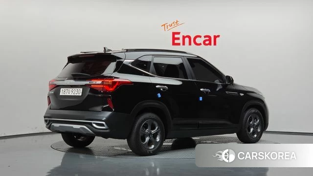 Kia Seltos id 4740579 из Кореи 12