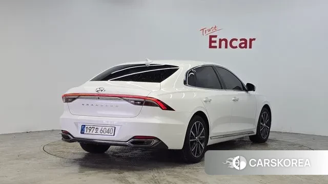 Hyundai The New Grandeur IG id 3759321 из Кореи 12