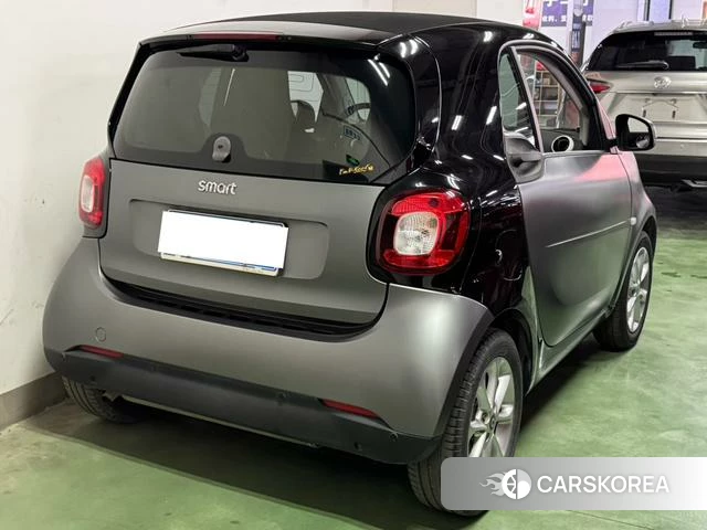 Smart fortwo 2018 Черный из Китая, фото 2