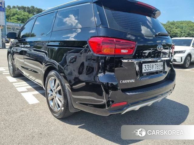 Kia The New Carnival id 4755100 из Кореи 9