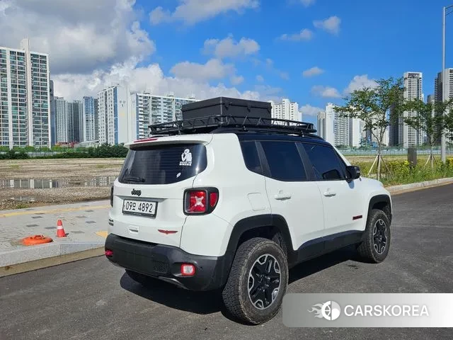 Jeep Renegade 2018 Белый из Кореи, фото 3