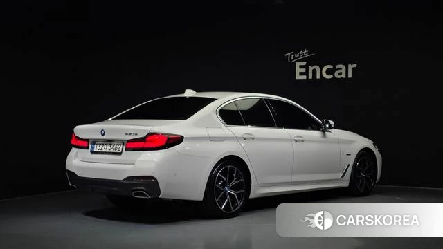 BMW 5 Series (G30) id 3878006 из Кореи 12