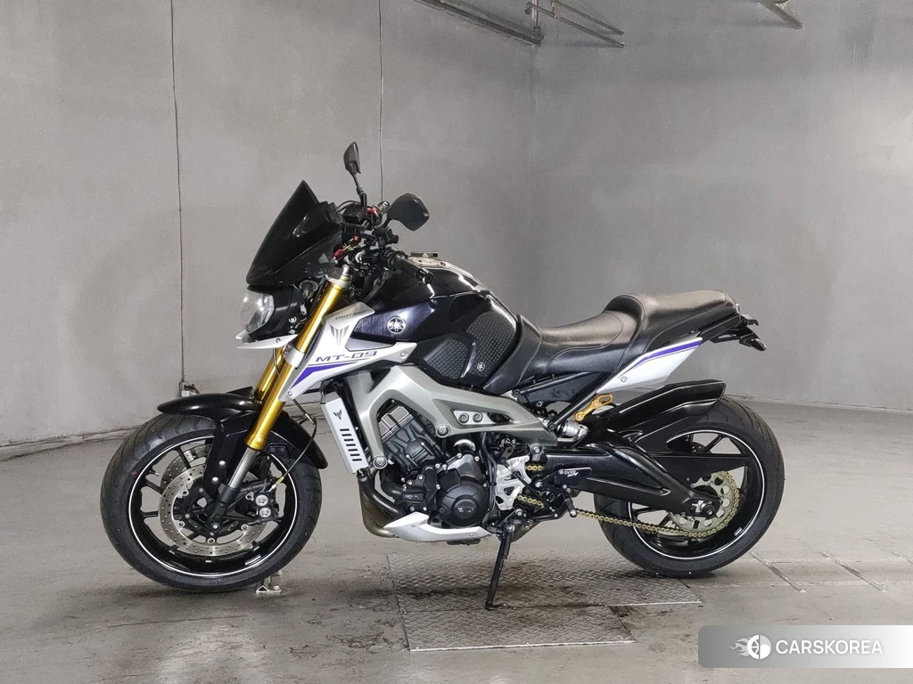 Проданный Yamaha MT-09 2014 из Японии