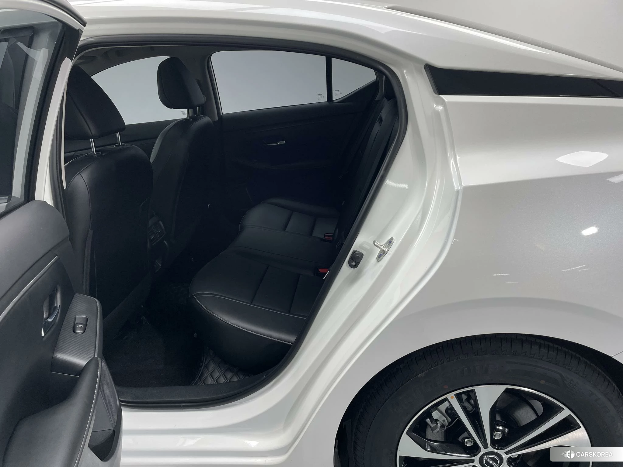 Nissan Xuan Yi id 4420826 из Китая 12