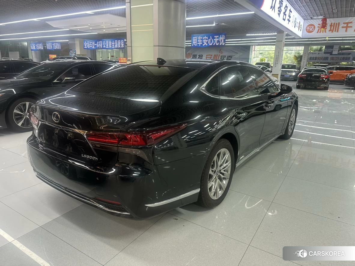 Lexus LS 2020 Черный из Китая, фото 2