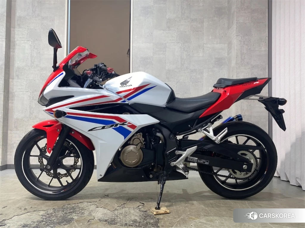 Проданный Honda CBR400R 2016 из Японии